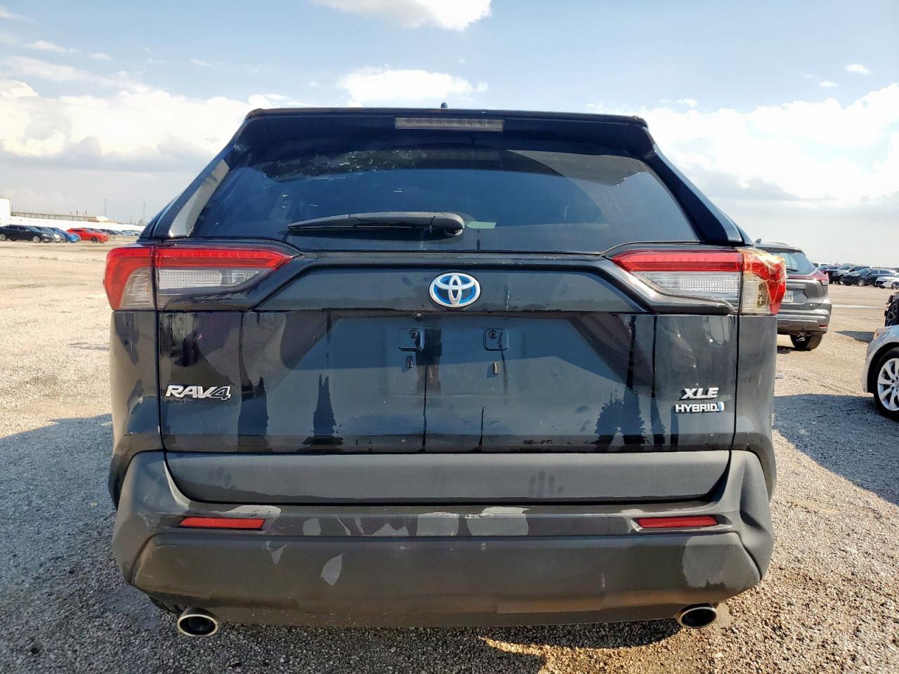 TOYOTA RAV4 XLE