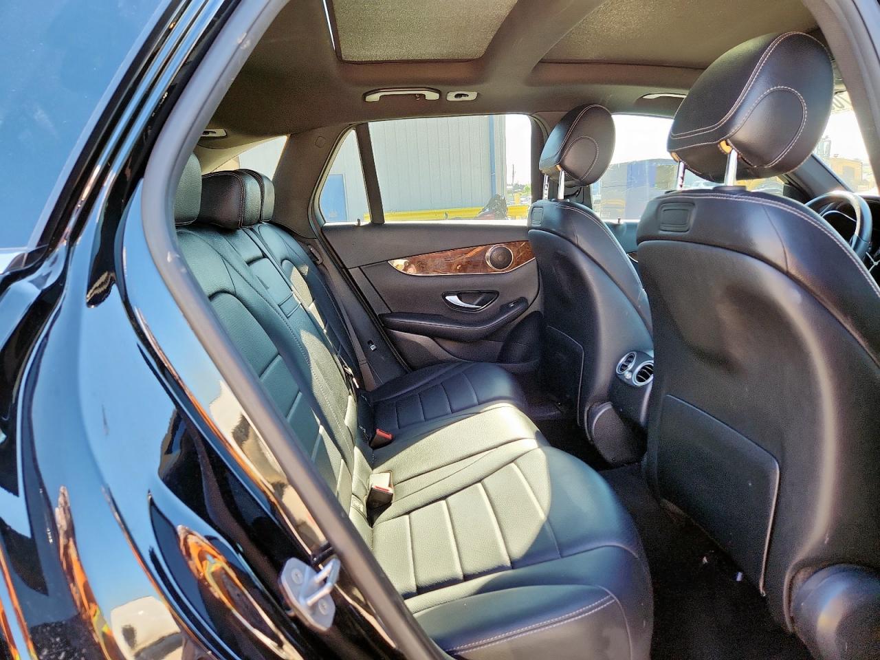 MERCEDES-BENZ GLC-CLASS 300 4MATIC