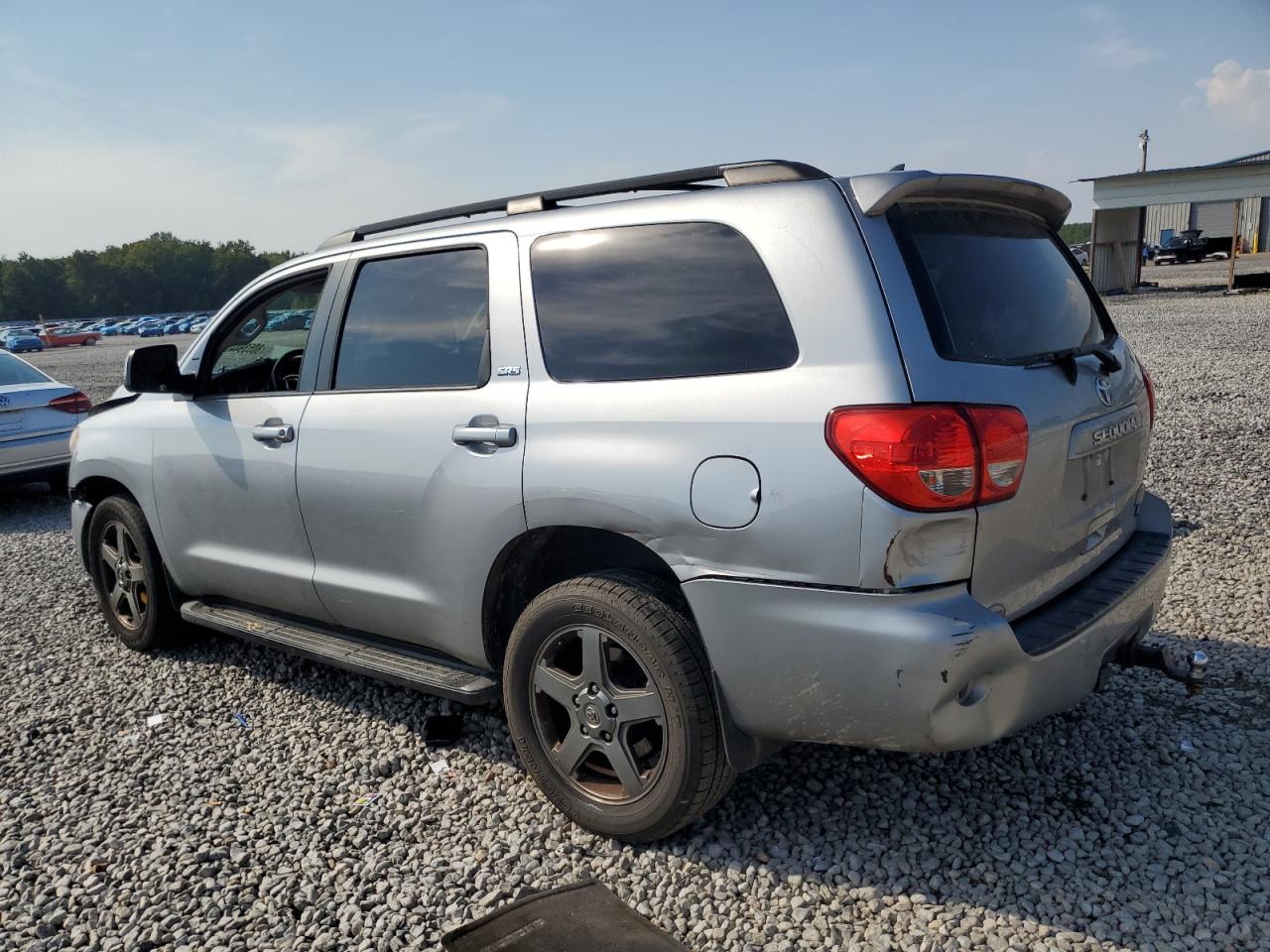 TOYOTA SEQUOIA SR5