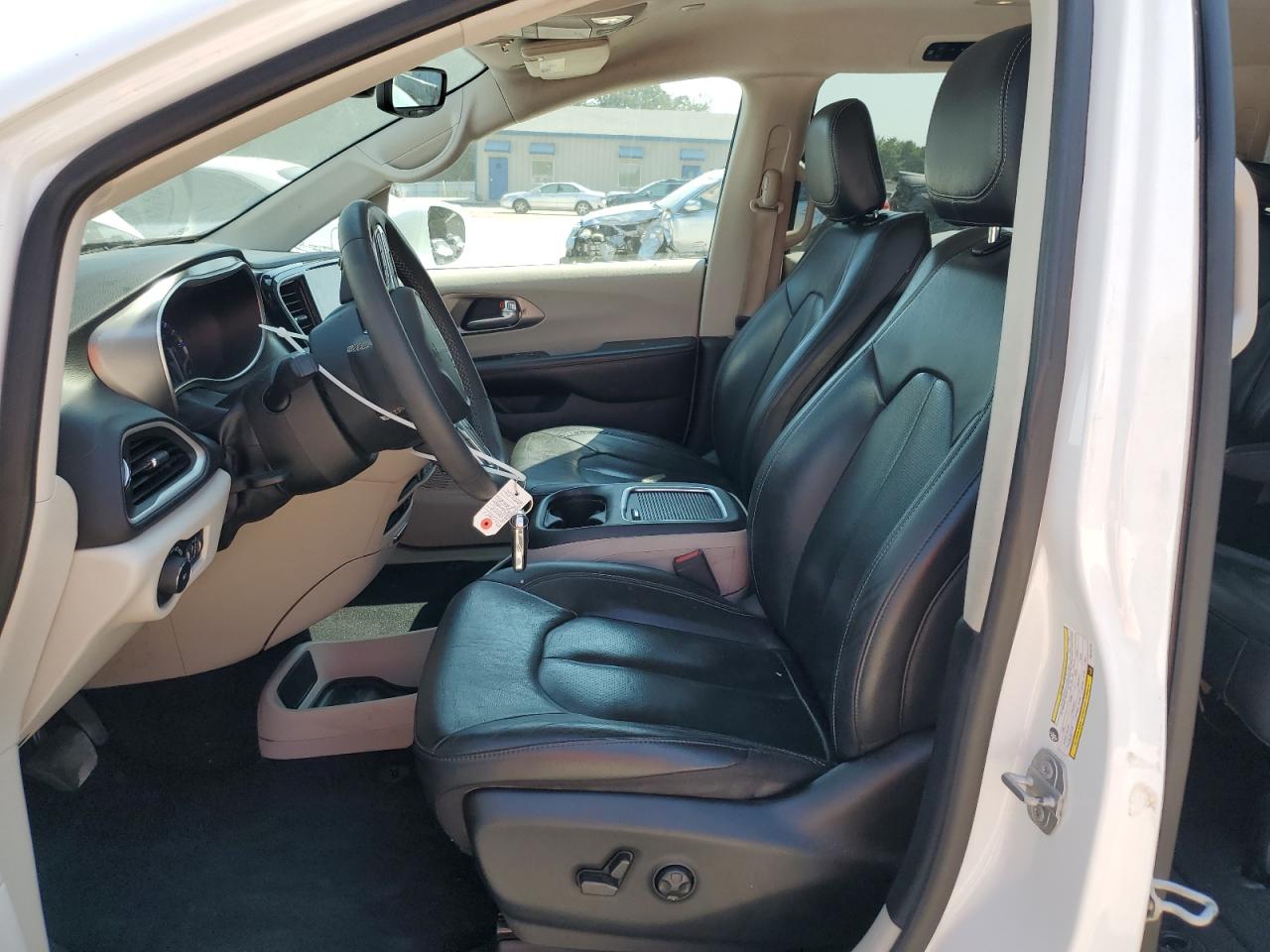 CHRYSLER PACIFICA TOURING L