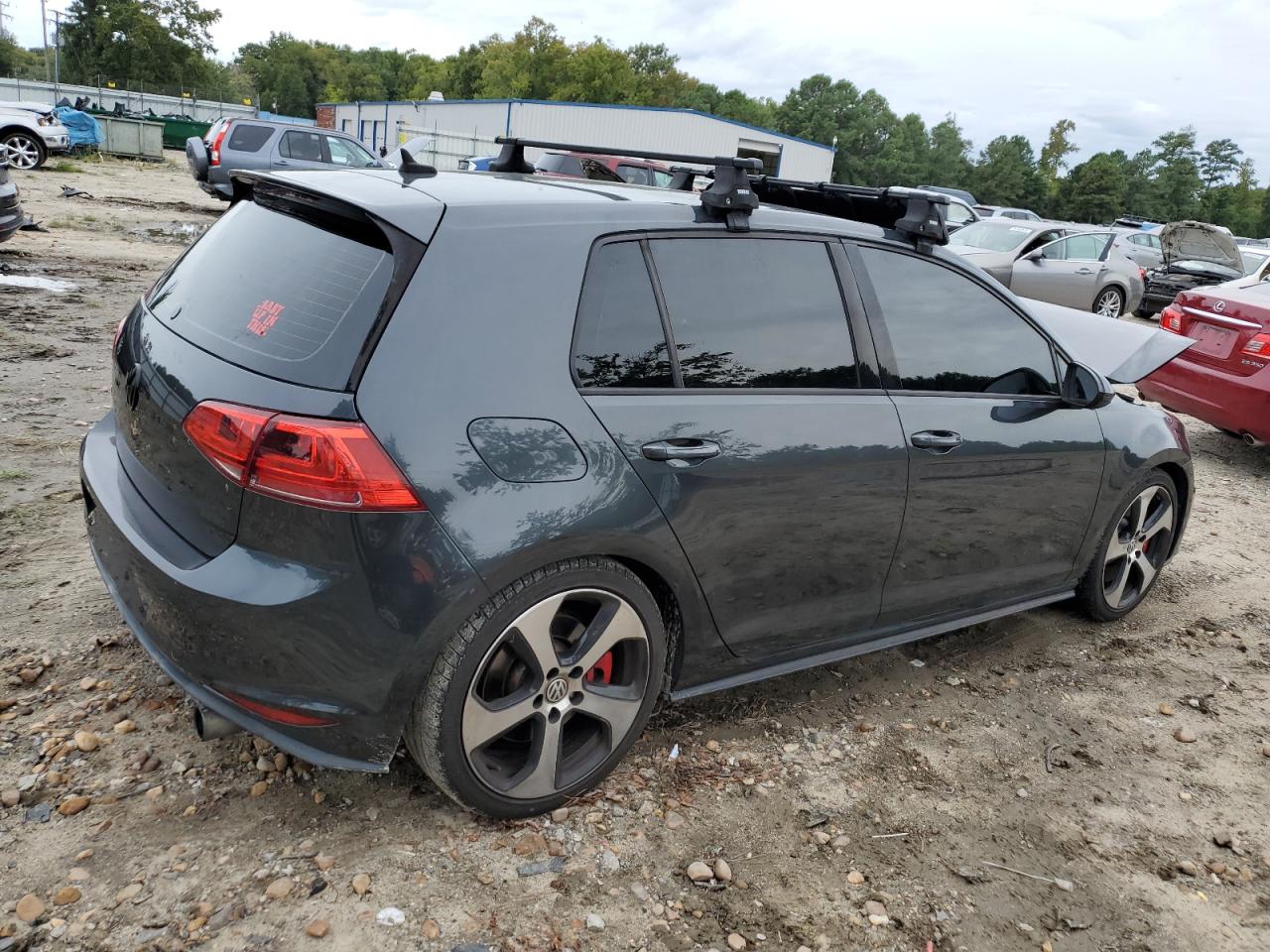 VOLKSWAGEN GOLF GTI