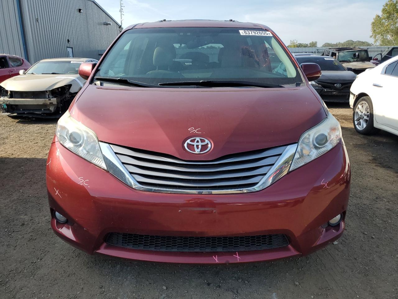 TOYOTA SIENNA XLE