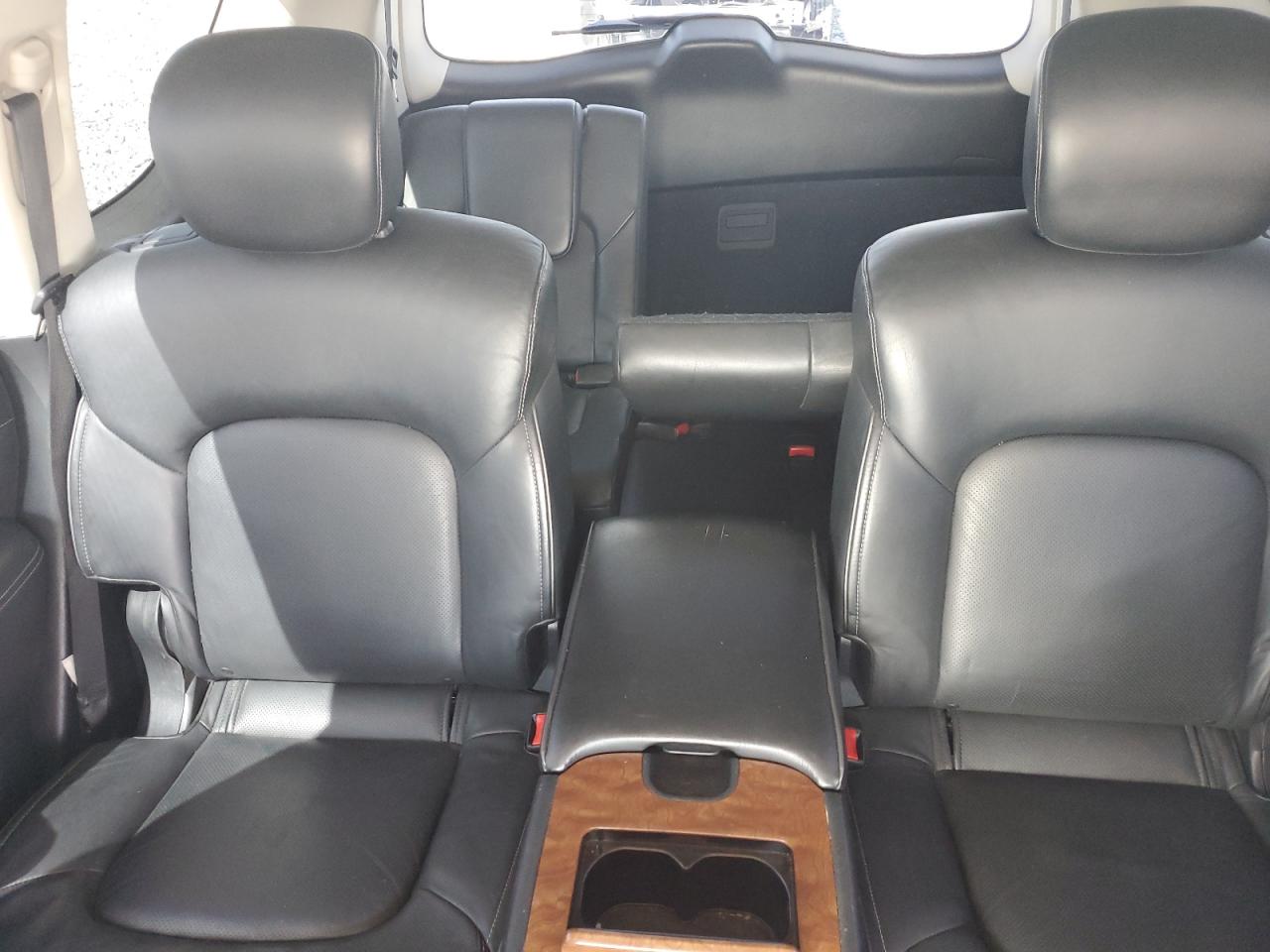 INFINITI QX80 BASE