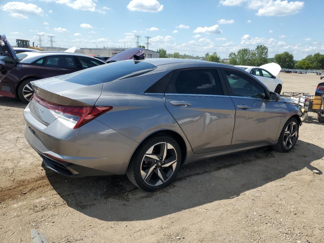 HYUNDAI ELANTRA LIMITED