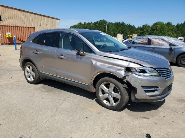 2018 LINCOLN MKC PREMIE 5LMCJ1D97JUL18757