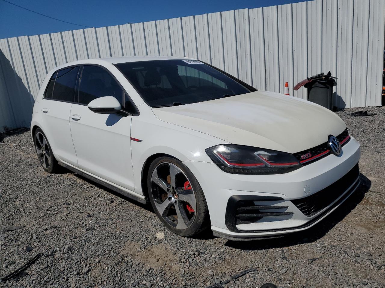 VOLKSWAGEN GOLF GTI S