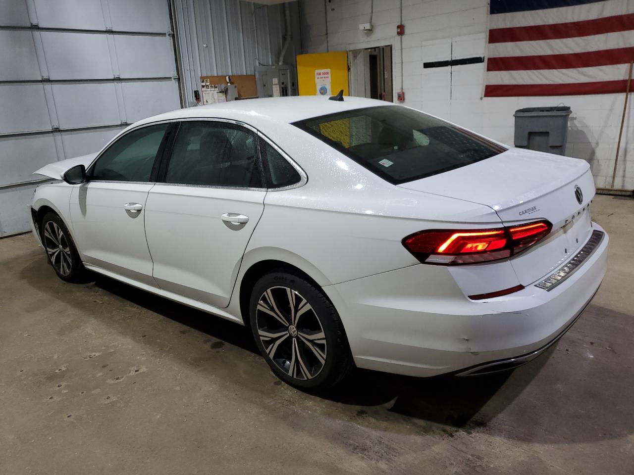 VOLKSWAGEN PASSAT SE