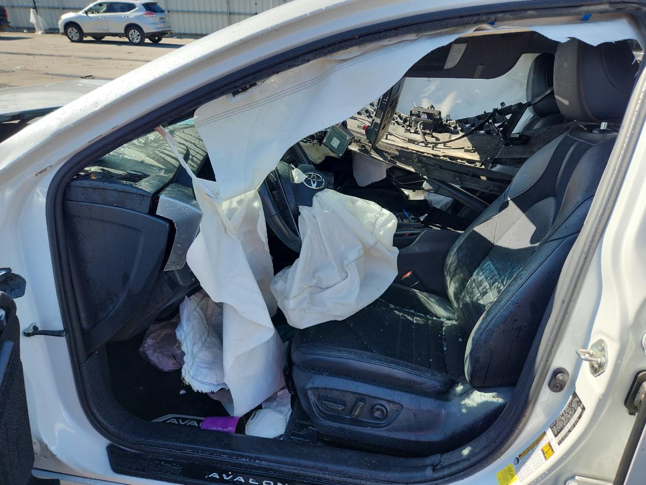 TOYOTA AVALON TOURING