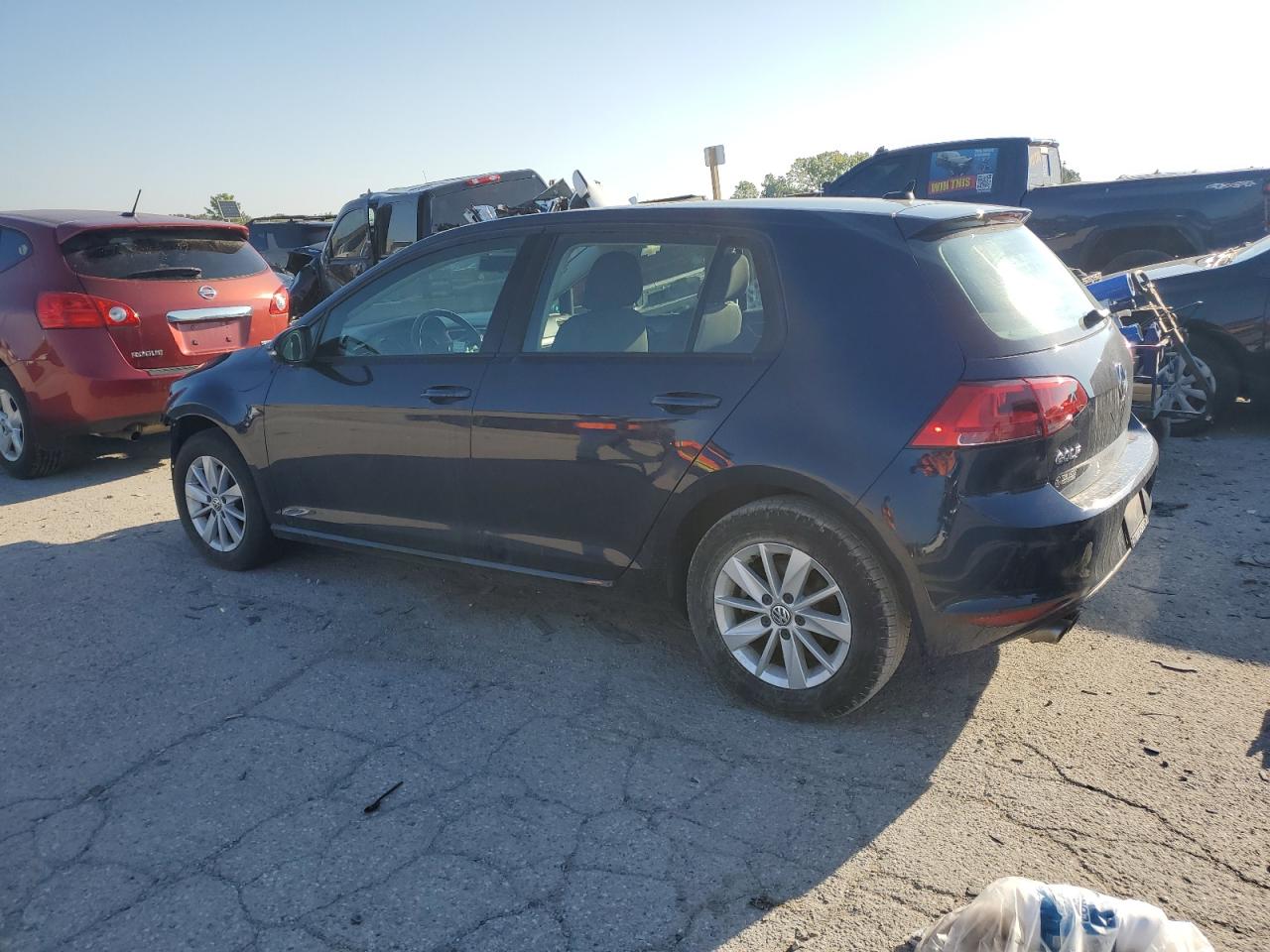 VOLKSWAGEN GOLF S/SE