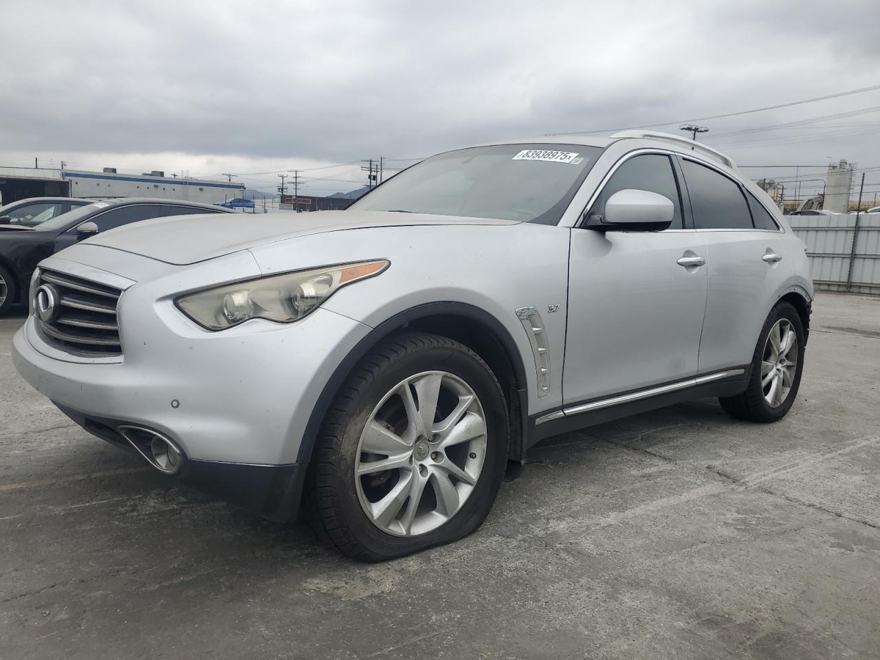 INFINITI QX70