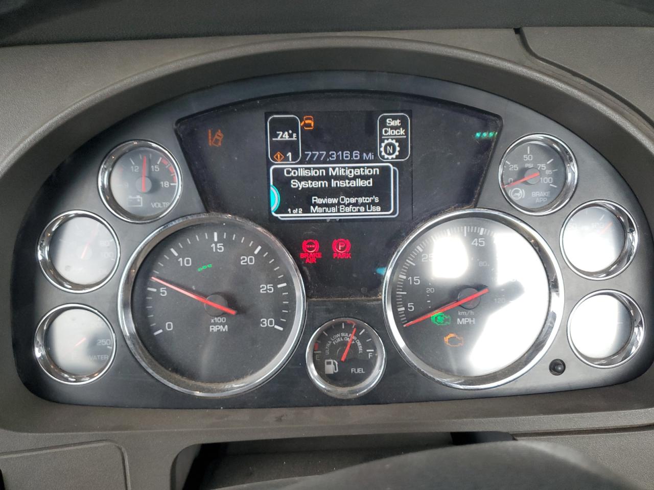 Lot #3246184089 2017 KENWORTH T680