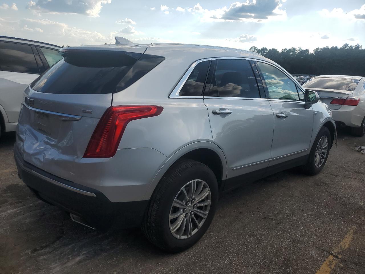 CADILLAC XT5 LUXURY