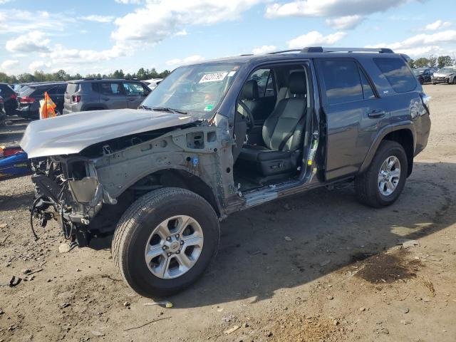 2022 TOYOTA 4RUNNER SR - JTENU5JR8N5998179