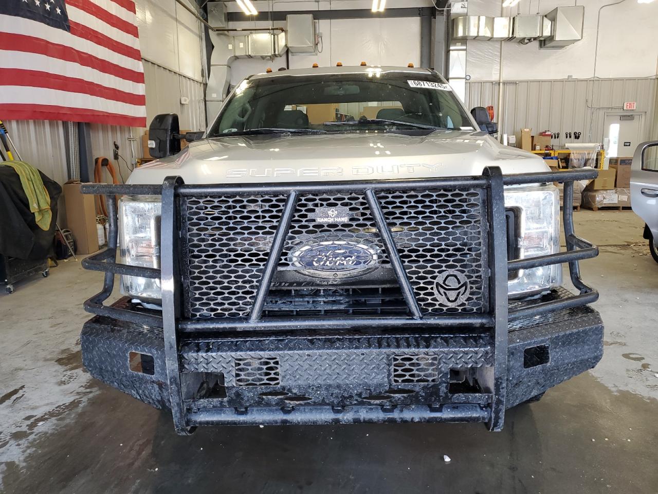 FORD F-250 SUPER DUTY