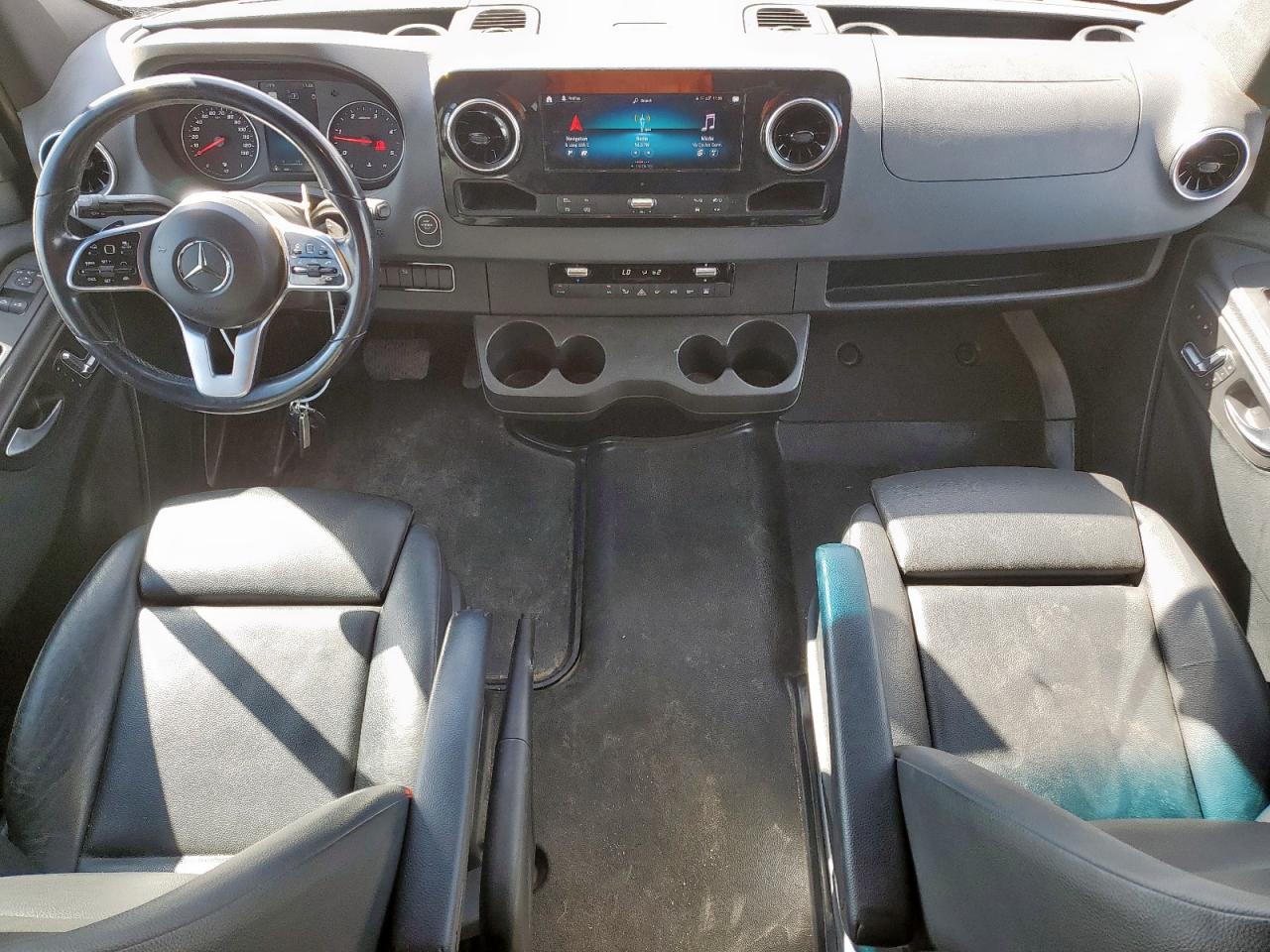 MERCEDES-BENZ SPRINTER 2500/3500