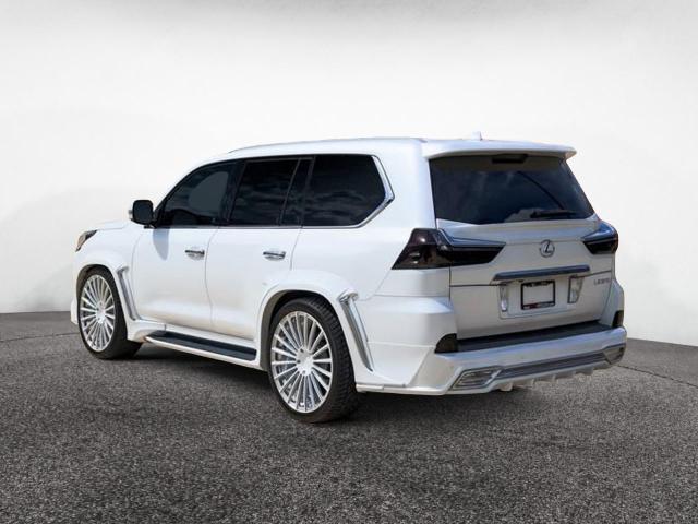 LEXUS LX 570 2017 white 4dr spor gas JTJHY7AX1H4235458 photo #4