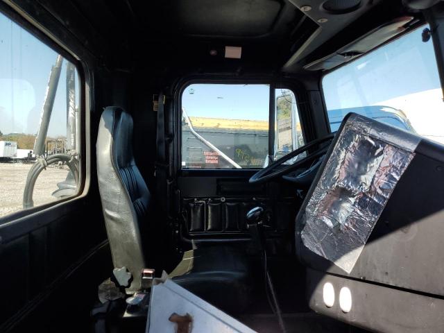 2002 FREIGHTLINER FLD120 #3240859871