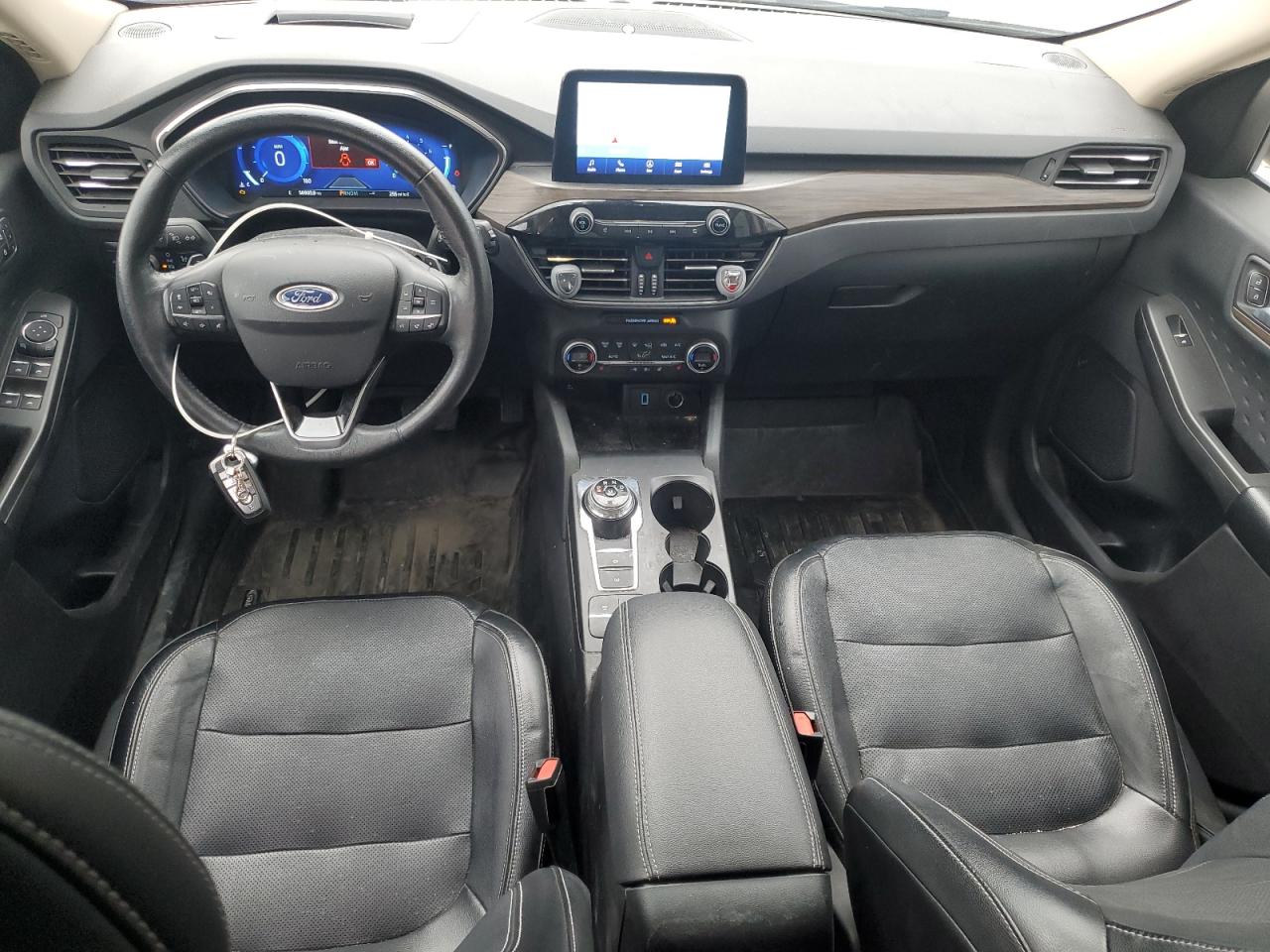 FORD ESCAPE TITANIUM