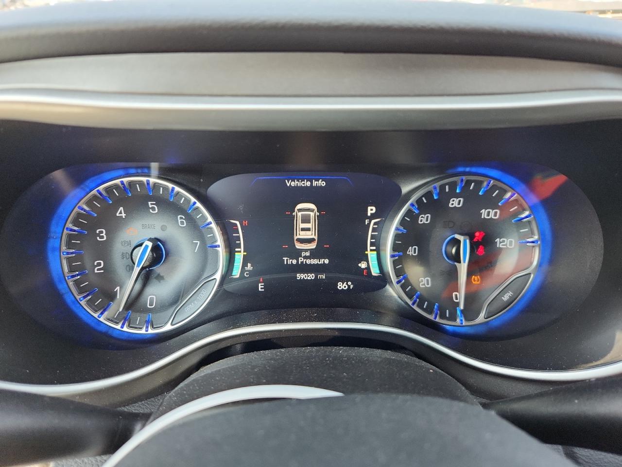 CHRYSLER PACIFICA TOURING L