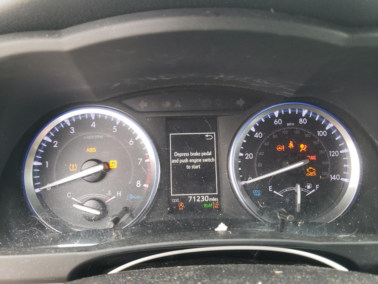 TOYOTA HIGHLANDER SE