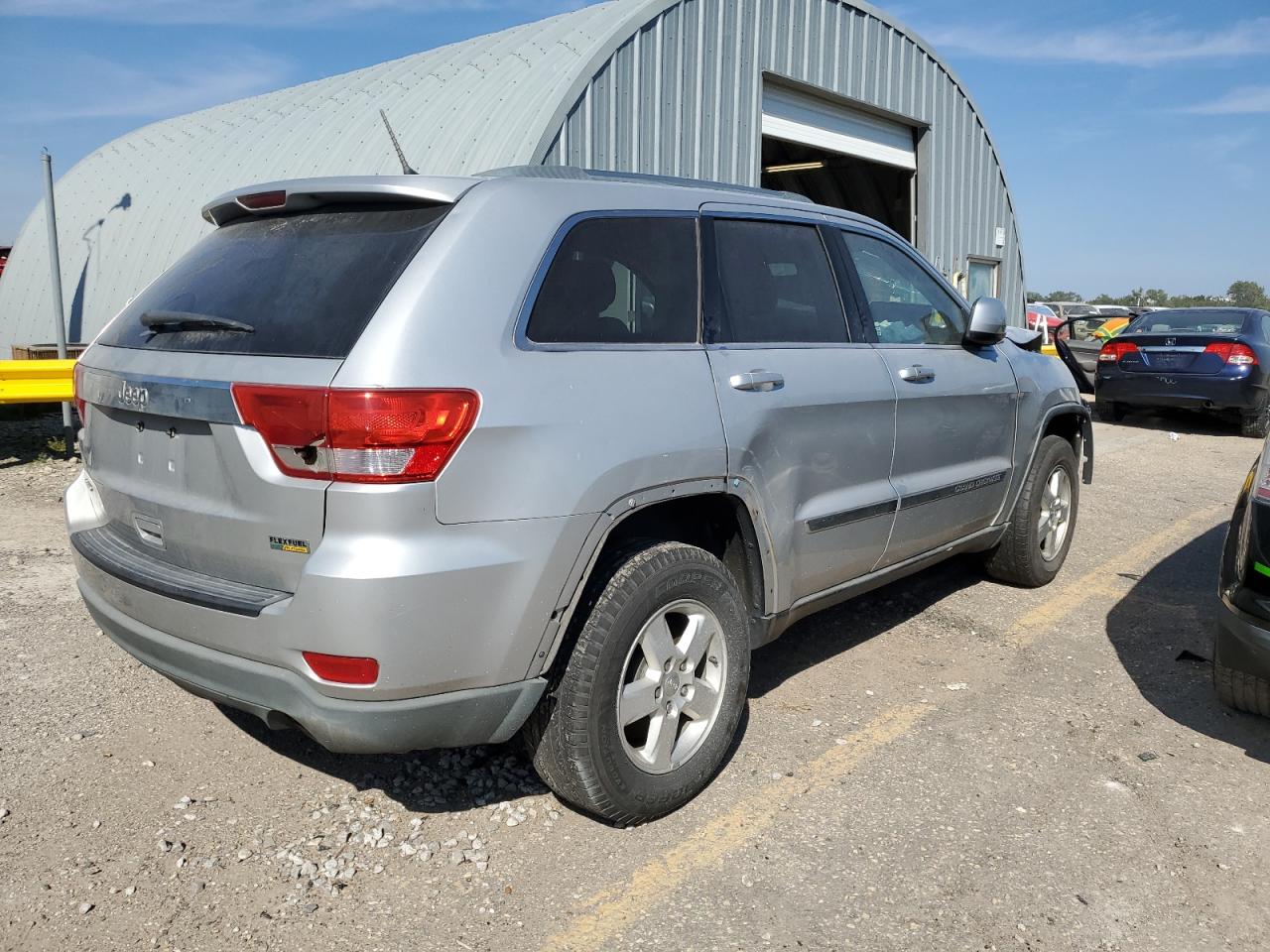 JEEP GRAND CHEROKEE LAREDO