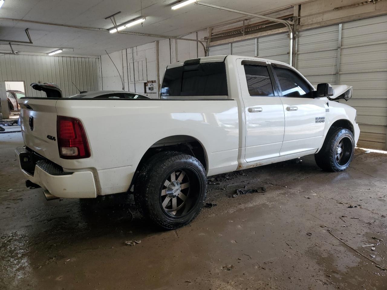 RAM 1500 SPORT