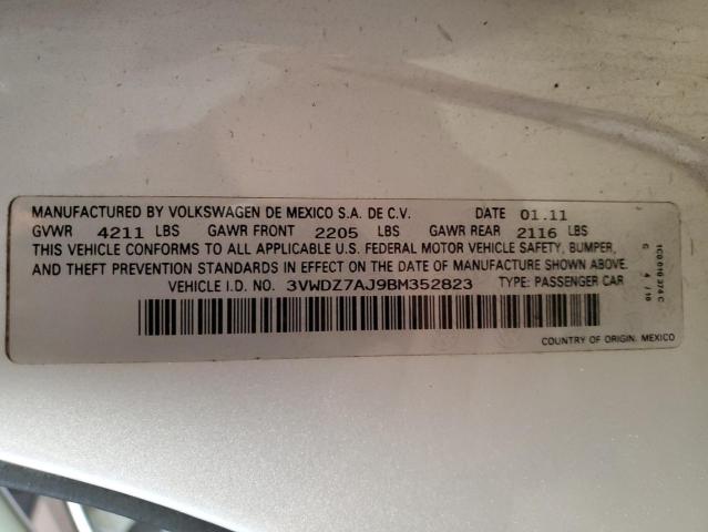 2011 VOLKSWAGEN JETTA SE - 3VWDZ7AJ9BM352823