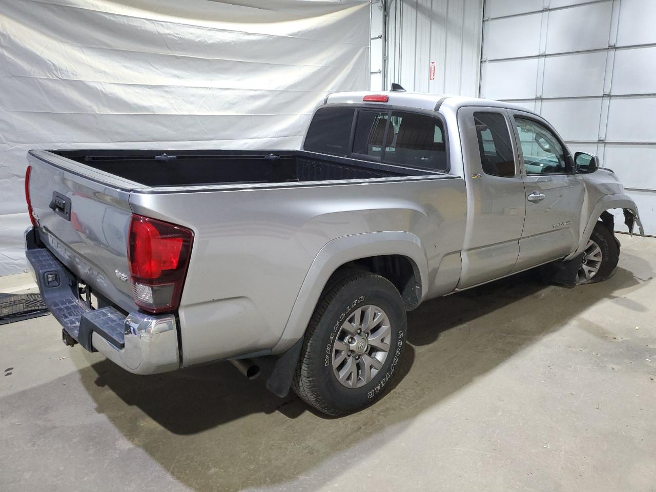 TOYOTA TACOMA ACCESS CAB