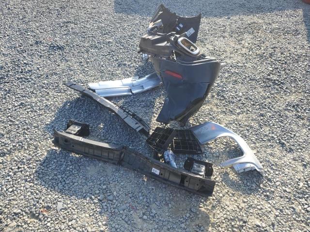 2017 INFINITI QX30 BASE SJKCH5CR3HA025555