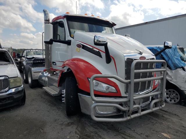 PETERBILT 579