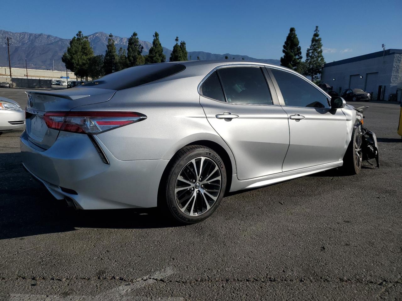TOYOTA CAMRY L