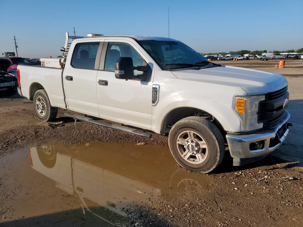 FORD F-350 SUPER DUTY
