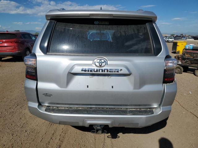 2018 TOYOTA 4RUNNER SR JTEBU5JRXJ5513652