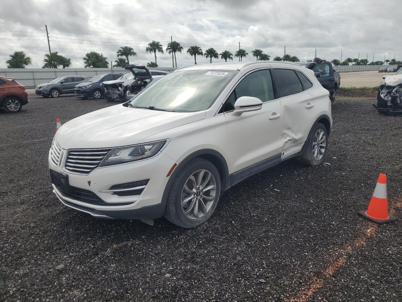 LINCOLN MKZ MKC