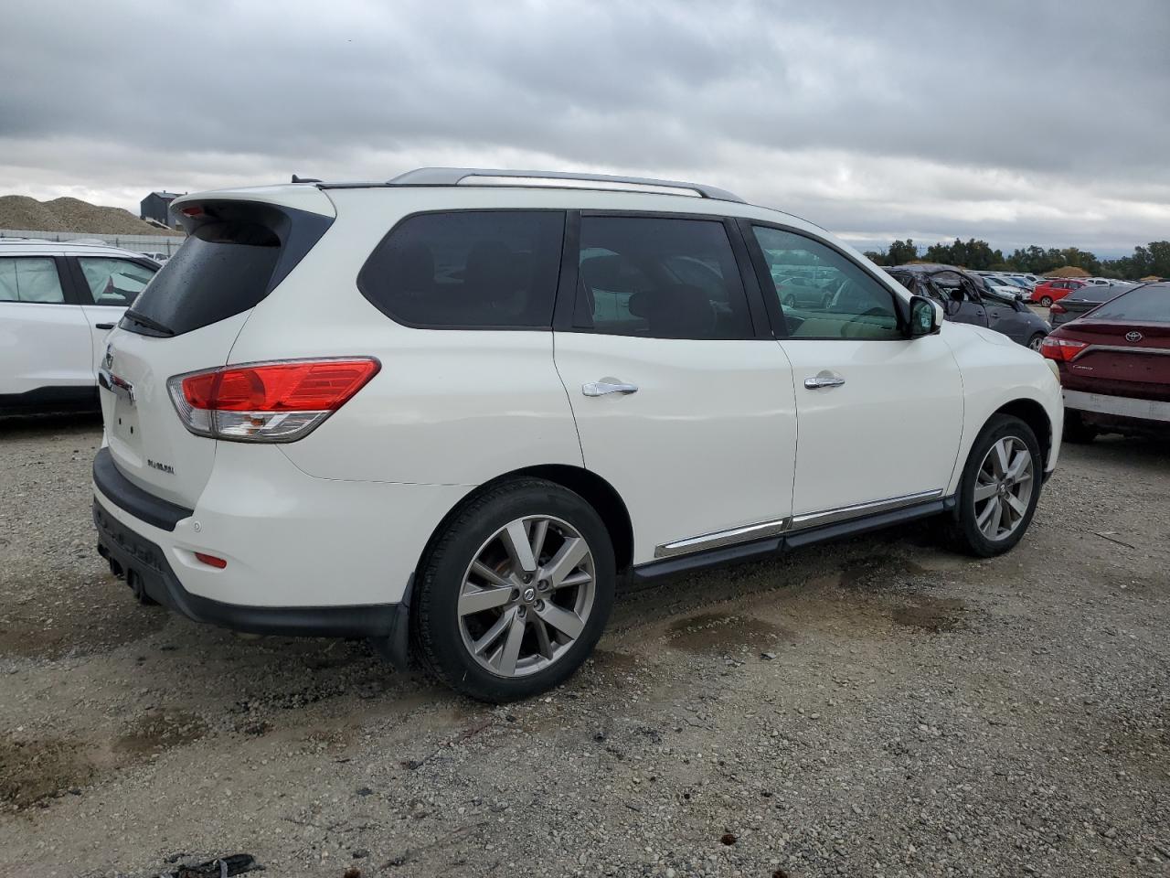Lot #3316009816 2013 NISSAN PATHFINDER S
