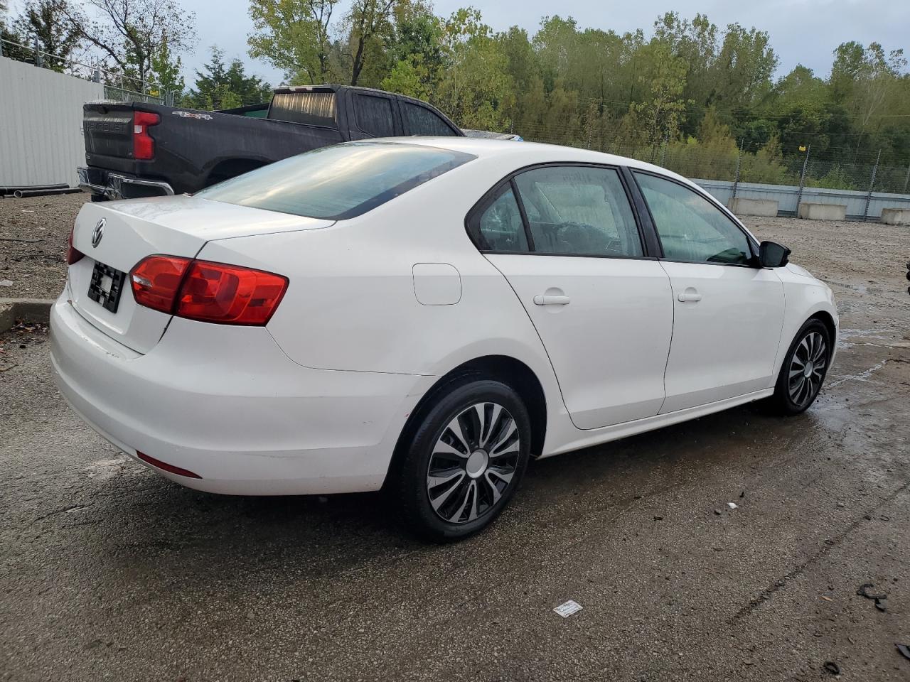 VOLKSWAGEN JETTA BASE