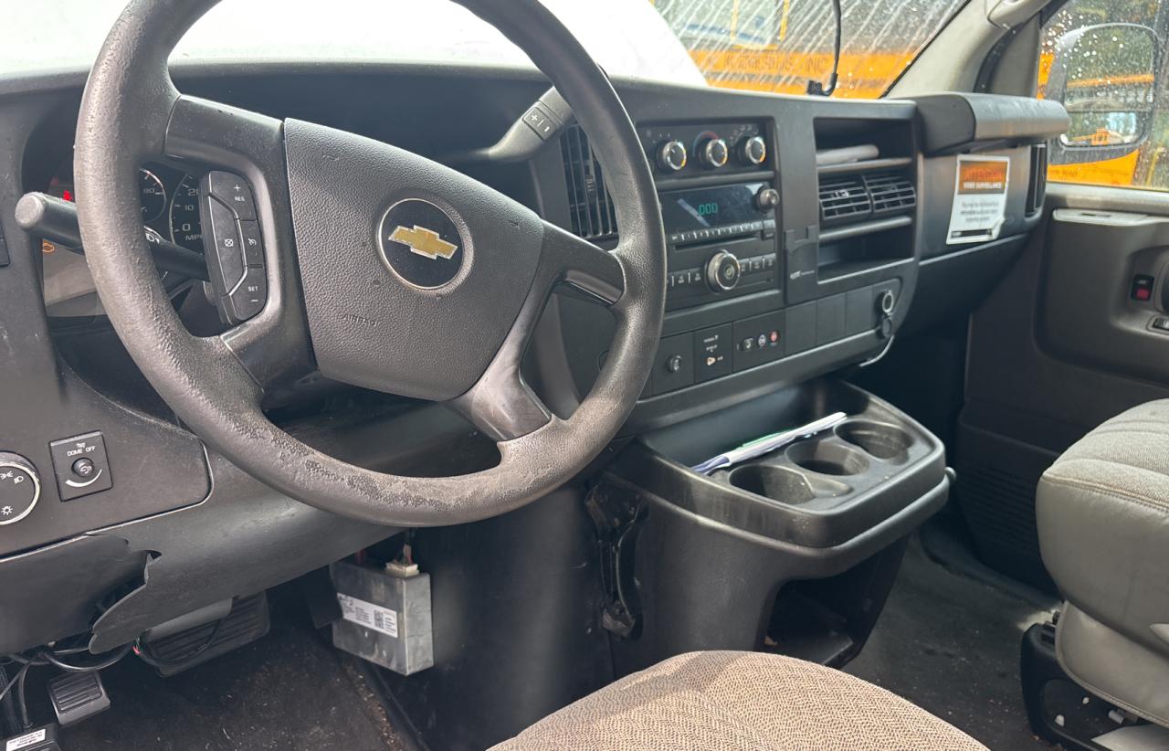 CHEVROLET EXPRESS LT