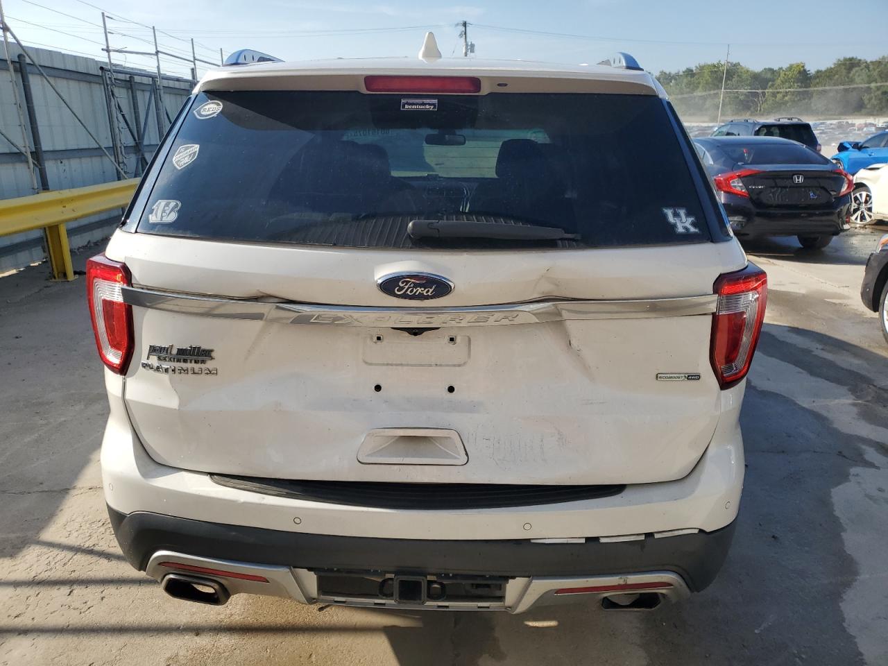 FORD EXPLORER PLATINUM