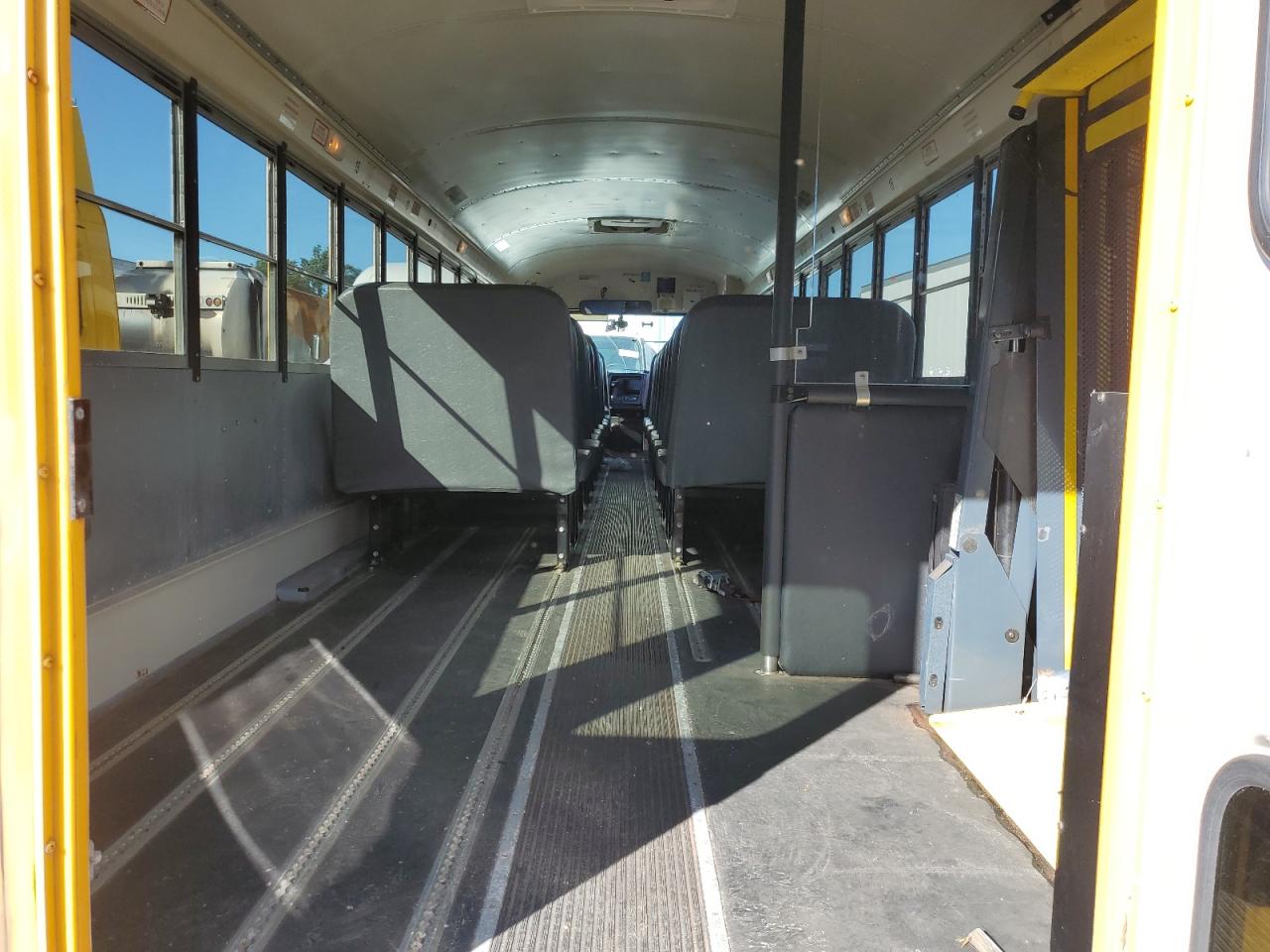 Lot #3256391342 2014 IC CORPORATION CE SERIES SCHOOL