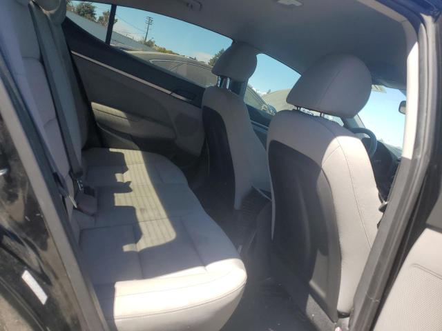 2017 HYUNDAI ELANTRA SE KMHD74LF1HU376632