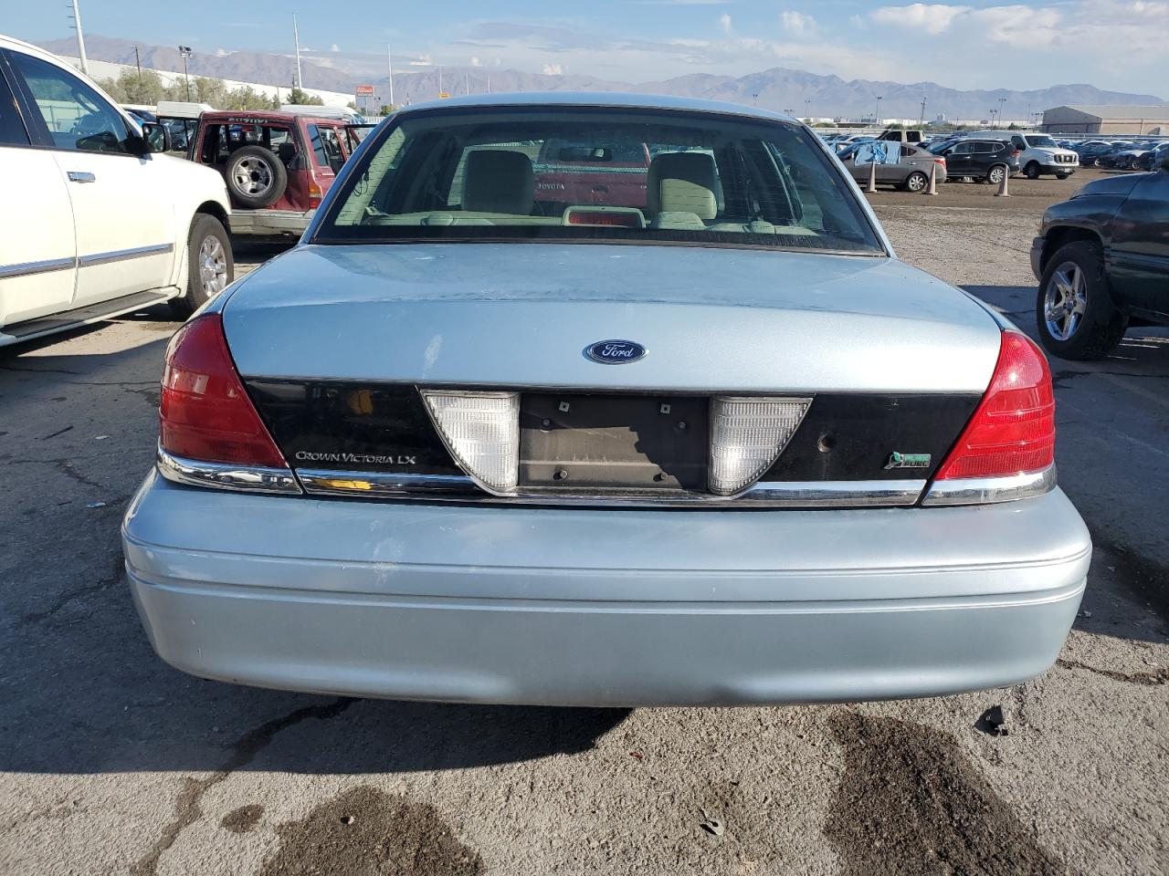 FORD CROWN VICTORIA LX