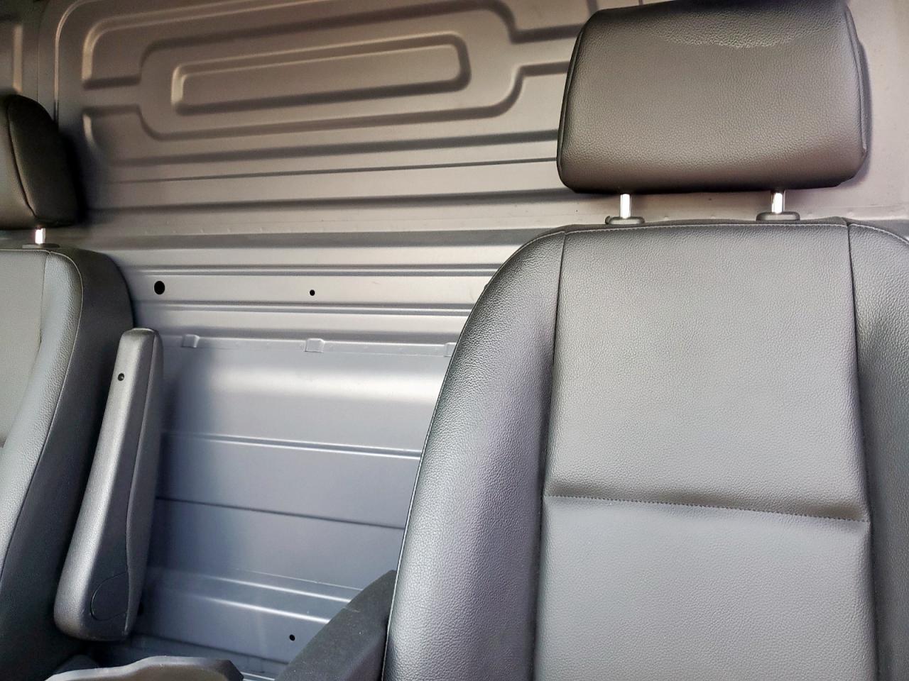 MERCEDES-BENZ SPRINTER 2500