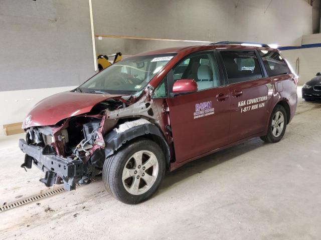 TOYOTA SIENNA LE