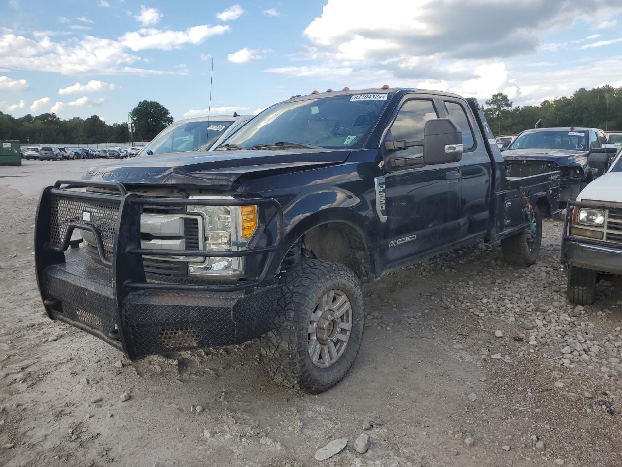 FORD F-250 SUPER DUTY
