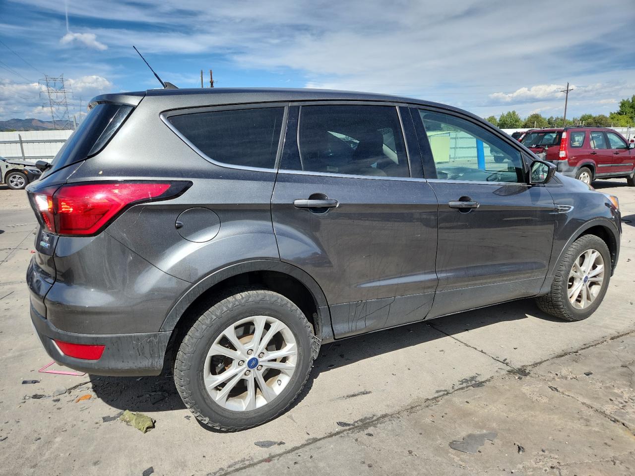 FORD ESCAPE SE