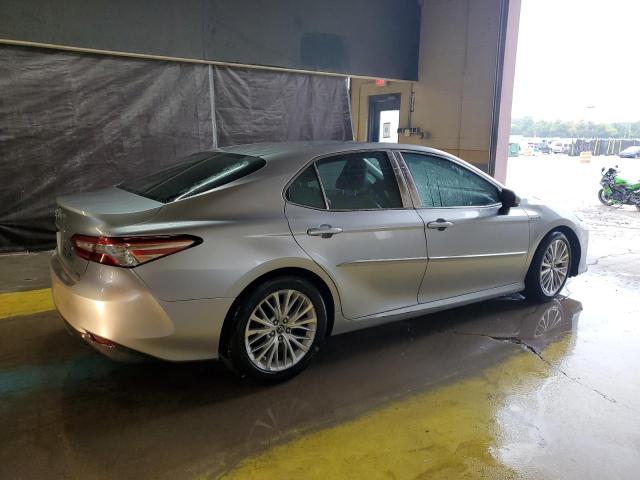 2018 TOYOTA CAMRY HYBR 4T1B21HK3JU005679