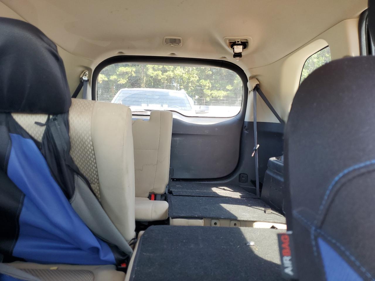 MITSUBISHI OUTLANDER SE