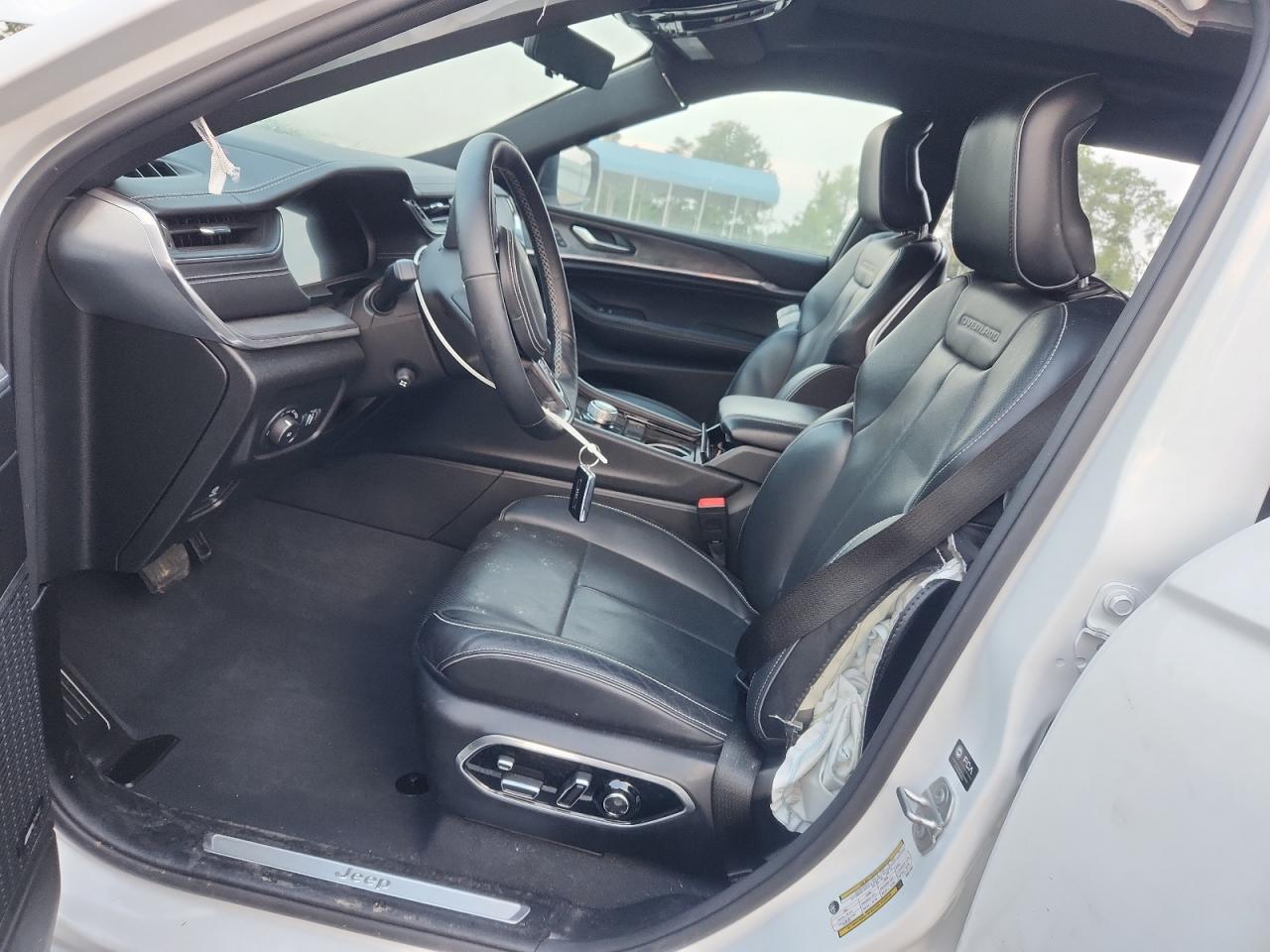 JEEP GRAND CHEROKEE OVERLAND