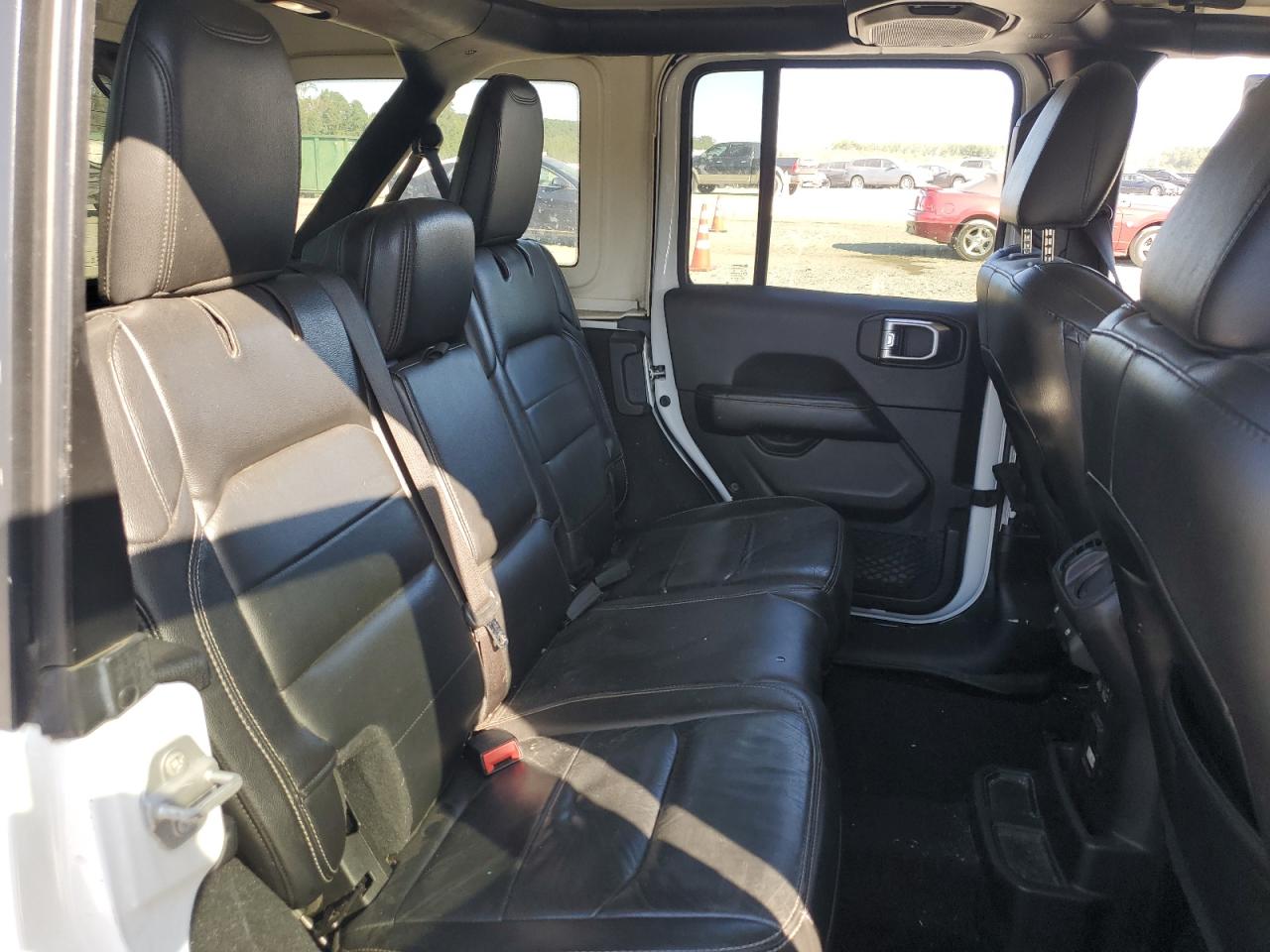 JEEP WRANGLER SAHARA