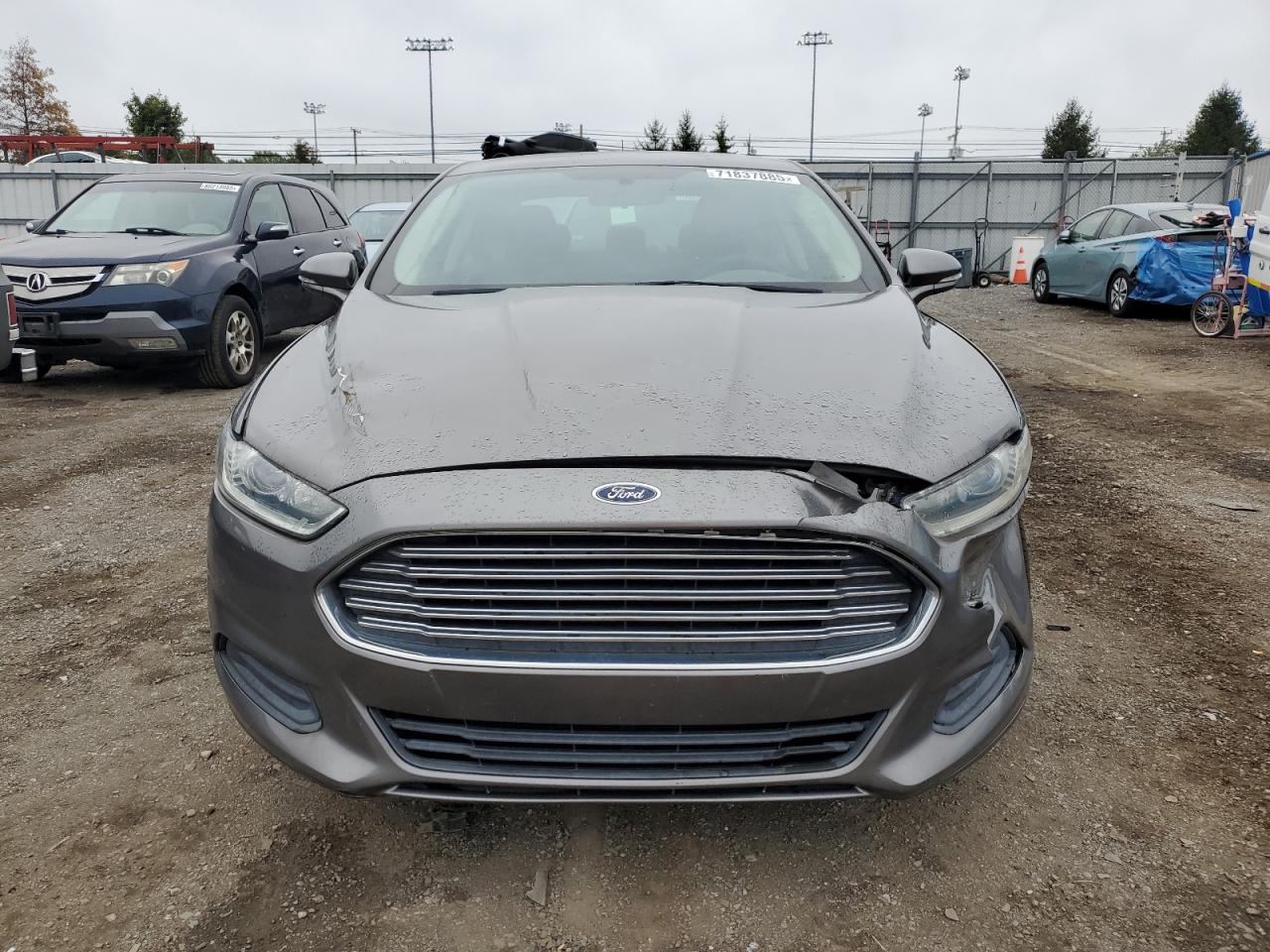 FORD FUSION SE
